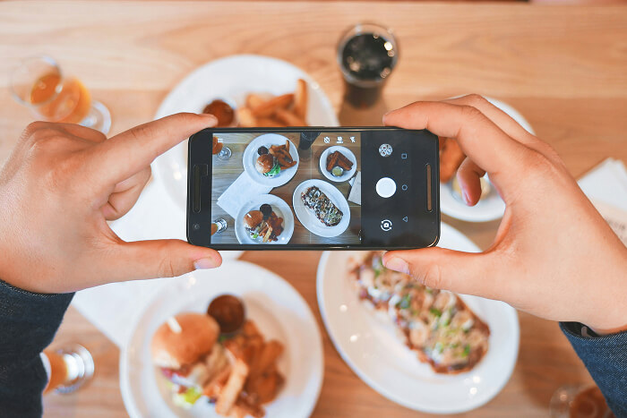 online photo upscaling and enhancing for social media